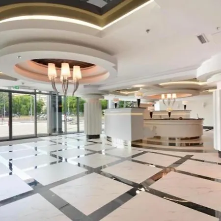 Hanza Tower White 24 Pool & Jacussi Appartement